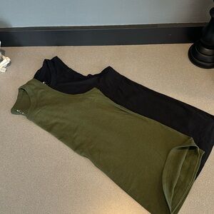 Old Navy Sleeveless Tees - Lot of 2